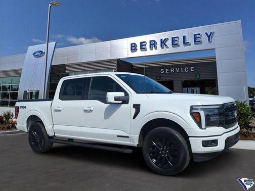 STAR WHITE METALLIC TRICOAT 2025 Ford F-150 Lariat
