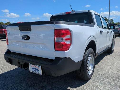 OXFORD WHITE 2026 Ford Maverick XL