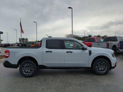 SPACE WHITE METALLIC 2026 Ford Maverick XLT