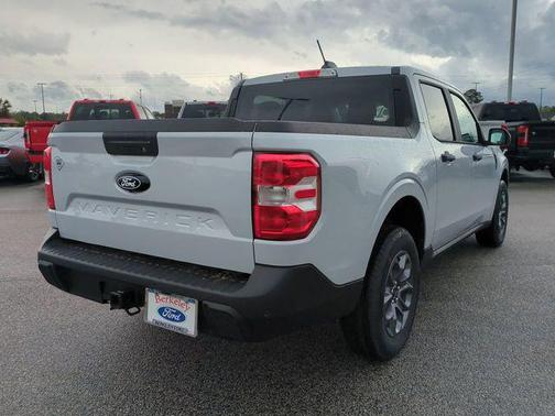 SPACE WHITE METALLIC 2026 Ford Maverick XLT
