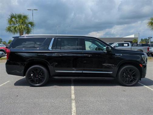 2022 GMC Yukon XL SLT