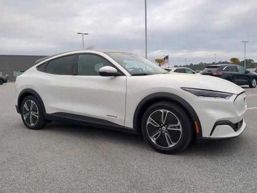 2021 Ford Mustang Mach-E Select