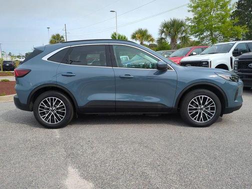 VAPOR BLUE METALLIC 2025 Ford Escape PHEV SE