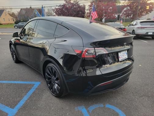 2022 Tesla Model Y Performance Dual Motor All-Wheel Drive