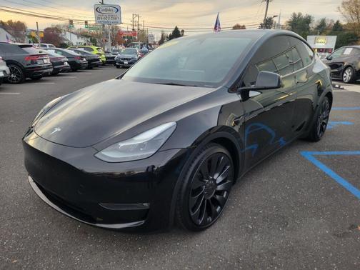 2022 Tesla Model Y Performance Dual Motor All-Wheel Drive