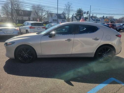 Platinum Quartz Metallic 2024 Mazda Mazda3 2.5 S Select Sport