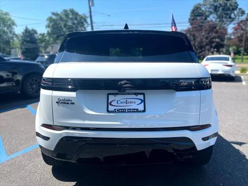 2024 Land Rover Range Rover Evoque Dynamic SE
