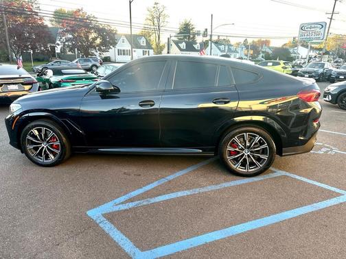 2021 BMW X6 xDrive40i