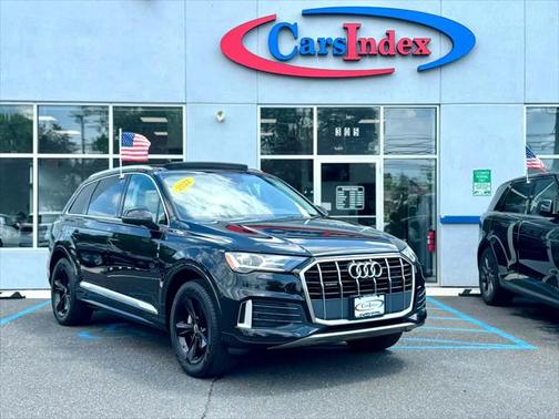 2022 Audi Q7 45 Premium