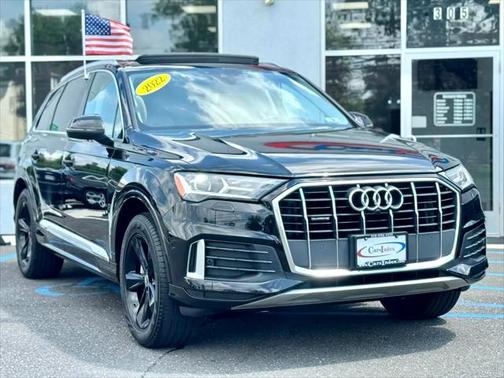 2022 Audi Q7 45 Premium