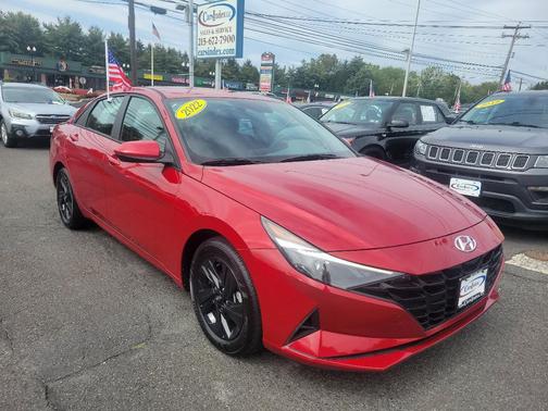 2022 Hyundai ELANTRA HEV Blue