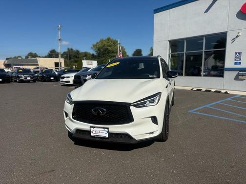2022 INFINITI QX50 LUXE AWD