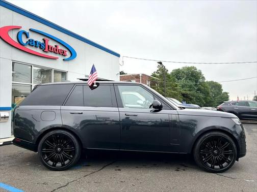 2023 Land Rover Range Rover P530 SE