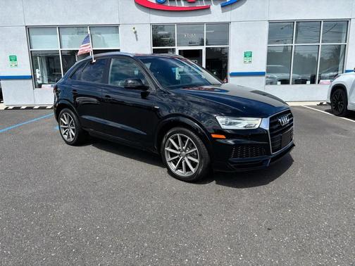 Black 2018 Audi Q3 2.0 TFSI Premium quattro AWD