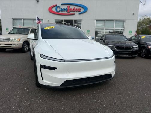 2026 Tesla Model Y Long Range Launch Series AWD *Ltd Avail*