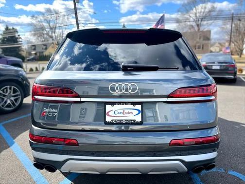 2022 Audi SQ7 4.0T Premium Plus