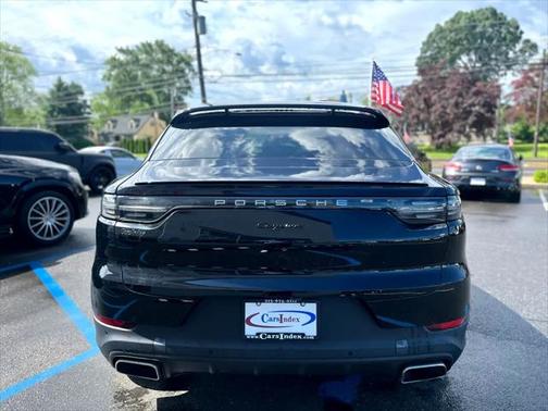 2021 Porsche Cayenne Coupe AWD