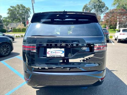 2023 Land Rover Discovery P300 S R-Dynamic
