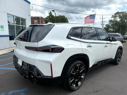 2024 BMW XM Sports Activity Vehicle