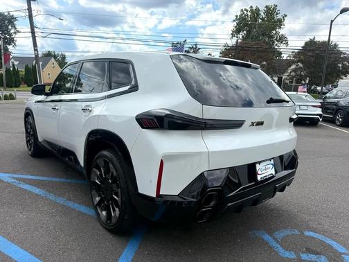 2024 BMW XM Sports Activity Vehicle