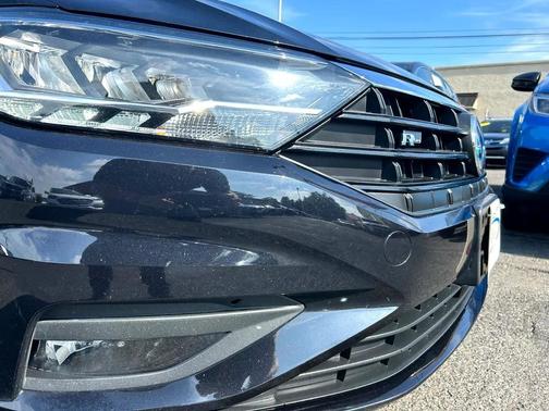 2021 Volkswagen Jetta 1.4T R-Line