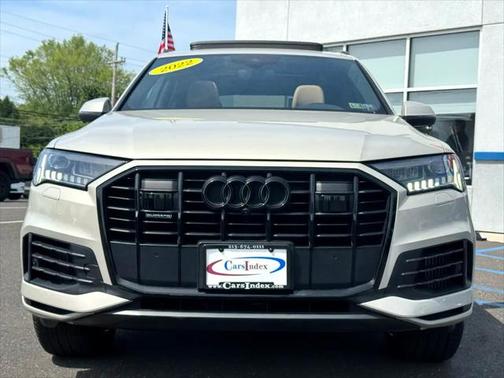 2022 Audi Q7 55 Premium Plus
