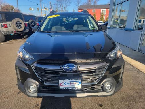2023 Subaru Outback Base