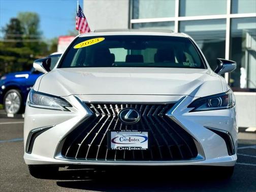 2023 Lexus ES 350 Base