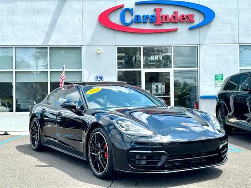 2022 Porsche Panamera 4S
