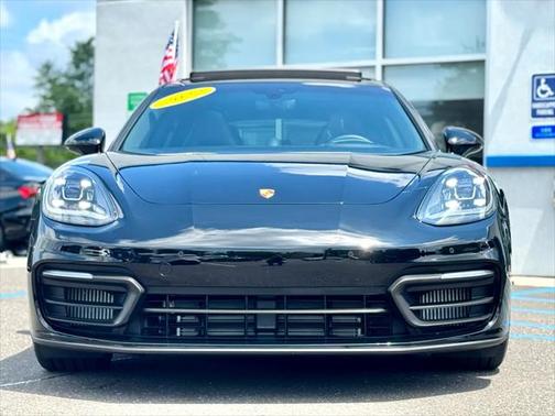 2022 Porsche Panamera 4S