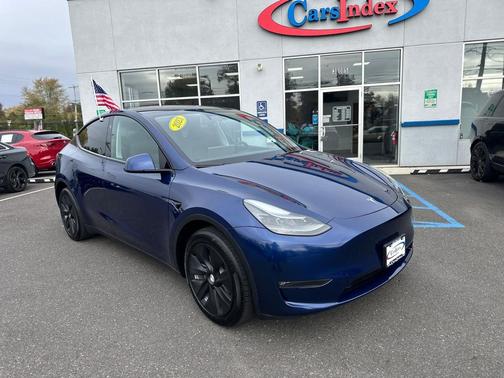2023 Tesla Model Y Long Range AWD