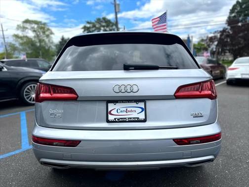 2018 Audi Q5 2.0T Prestige