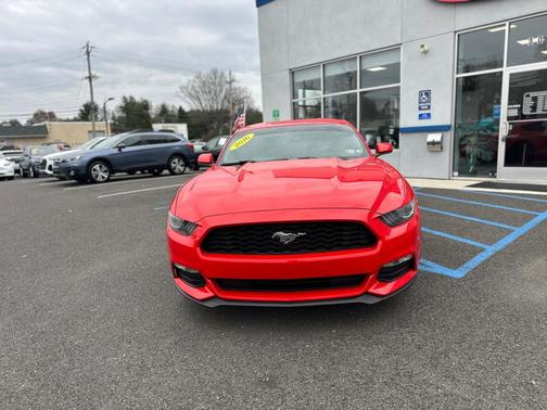 2016 Ford Mustang V6