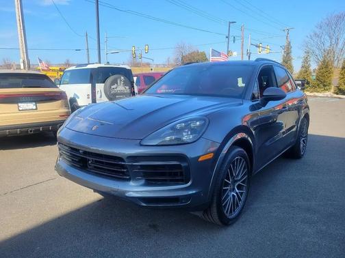 2022 Porsche Cayenne S