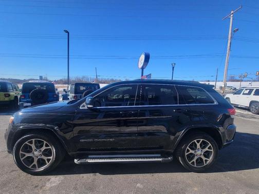 2018 Jeep Grand Cherokee Sterling Edition
