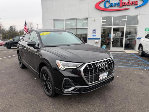 2024 Audi Q3 Premium 45 TFSI S line quattro Tiptronic