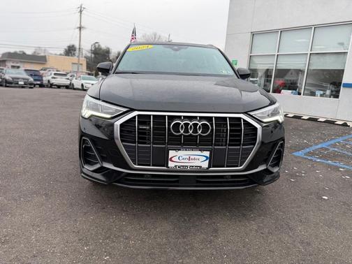 2024 Audi Q3 Premium 45 TFSI S line quattro Tiptronic