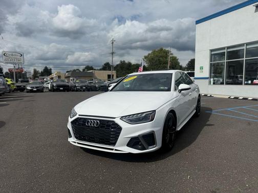 2022 Audi A4 45 S line Premium Plus
