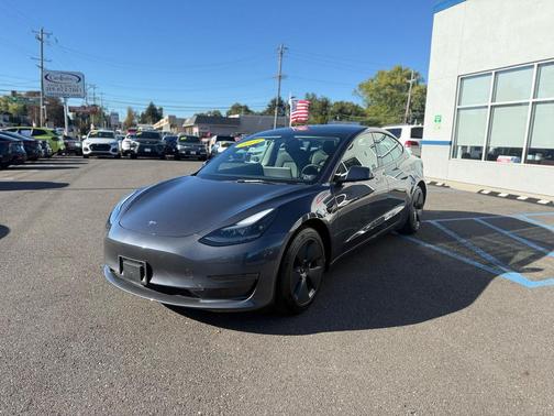 2023 Tesla Model 3 Standard Range