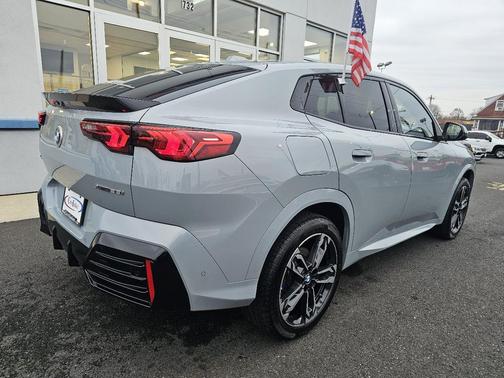 2025 BMW X2 xDrive28i