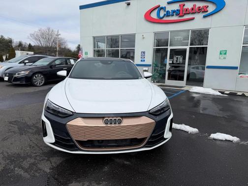 2022 Audi e-tron GT Premium Plus