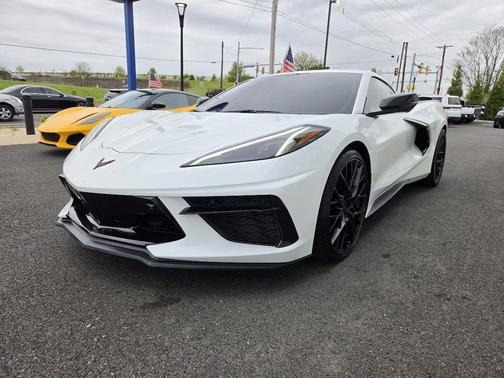 Arctic White 2022 Chevrolet Corvette Stingray w/3LT