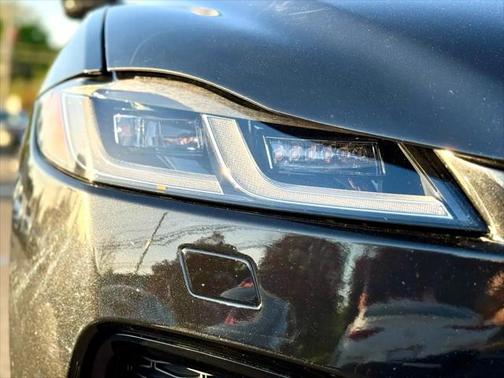 2021 Jaguar F-PACE R-Dynamic S P400 AWD Automatic