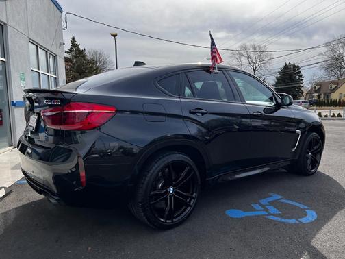 Photo 5 of 32 of 2019 BMW X6 M Base
