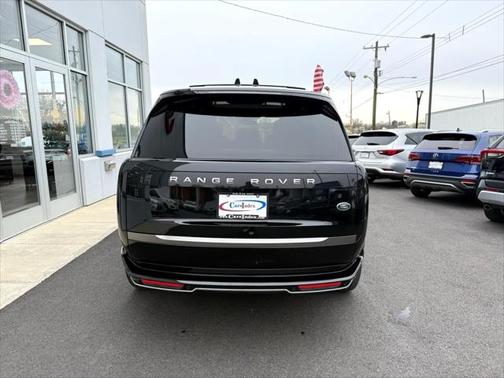 2023 Land Rover Range Rover P530 SE
