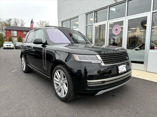 2023 Land Rover Range Rover P530 SE