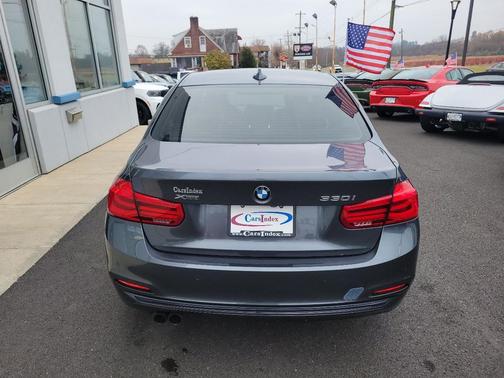 2018 BMW 330 xDrive