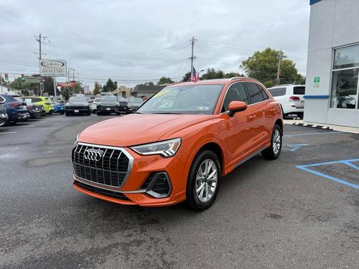 2024 Audi Q3 Premium 45 TFSI S line quattro Tiptronic