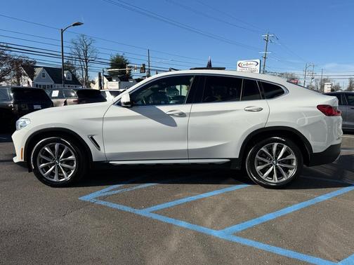 2019 BMW X4 xDrive30i
