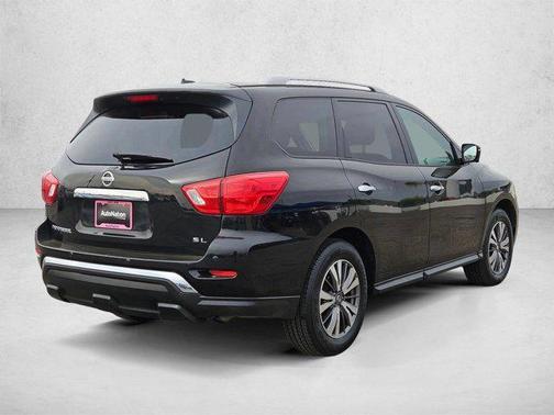 Magnetic Black Metallic 2017 Nissan Pathfinder SL